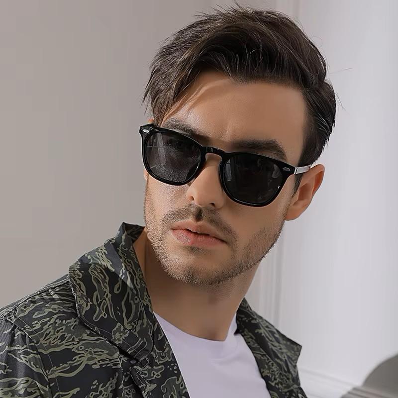 調光偏光サングラス 紫外線に当たると色が濃くなる 調光サングラス 偏光サングラス 薄いカラーレンズが濃い色に 人気 特価 メンズ  レディース ／ 581 |  | 10