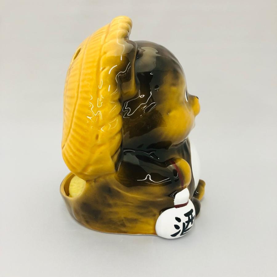 弥平次作　タヌキ 陶器 蚊取り線香器アンティーク 弥平次作 タヌキ 陶器 蚊遣 蚊取り線香器 アンティーク - メルカリ