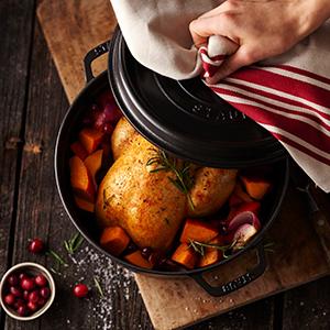 ピコ・ココット staub ストウブ ココット ラウンド ブラック 黒 22cm
