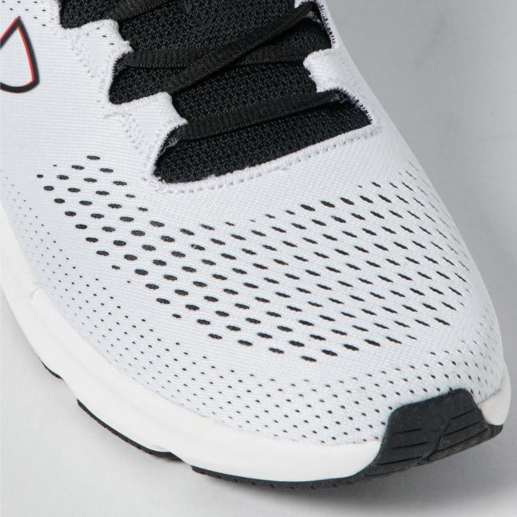 UNDER ARMOUR（アンダーアーマー） UAチャージド パスート3 ビックロゴ