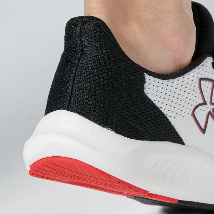 UNDER ARMOUR（アンダーアーマー） UAチャージド パスート3 ビックロゴ