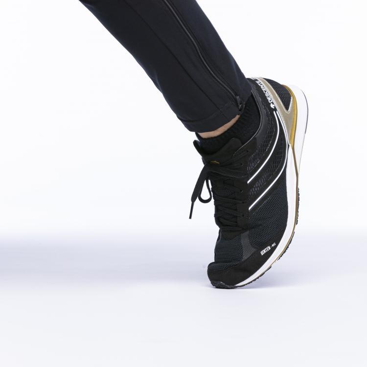 DESCENTE（デサント） ランニングシューズ GENTEN-RC DR1PJF01BK-BLK 