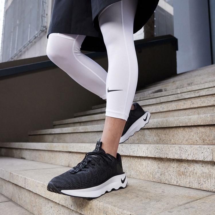 NIKE（ナイキ） モティバ DV1237-001 メンズシューズ : イーゾーン