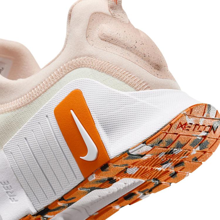 NIKE（ナイキ） ウィメンズ フリー メトコン 6 FJ7126-012 レディース