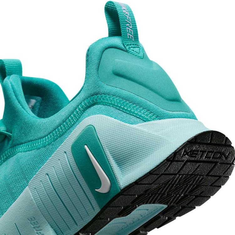 NIKE（ナイキ） ウィメンズ フリー メトコン 6 FJ7126-301 レディース