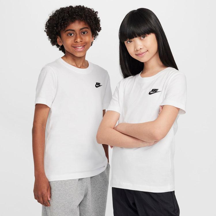 NIKE（ナイキ） YTH NSW EMB フューチュラ LBR S/S Tシャツ FZ5177-100