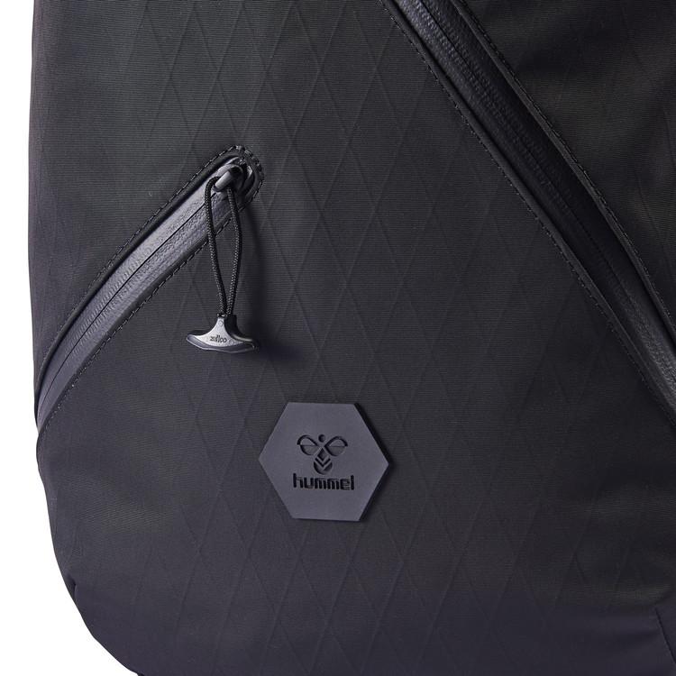ヒュンメル hummel CITY WP BACKPACK HFB2053-90の画像