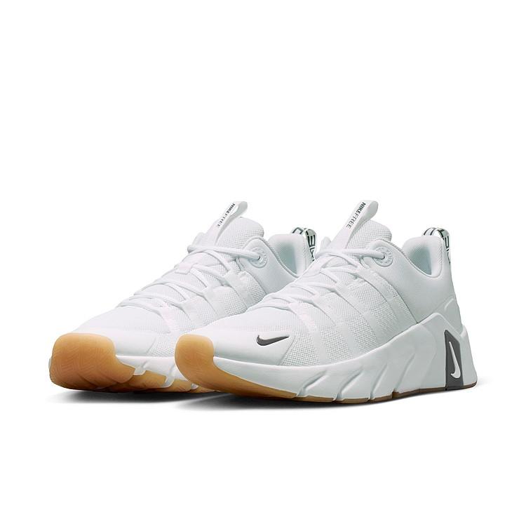 NIKE（ナイキ） フリー メトコン 7 II7405-101 メンズシューズ