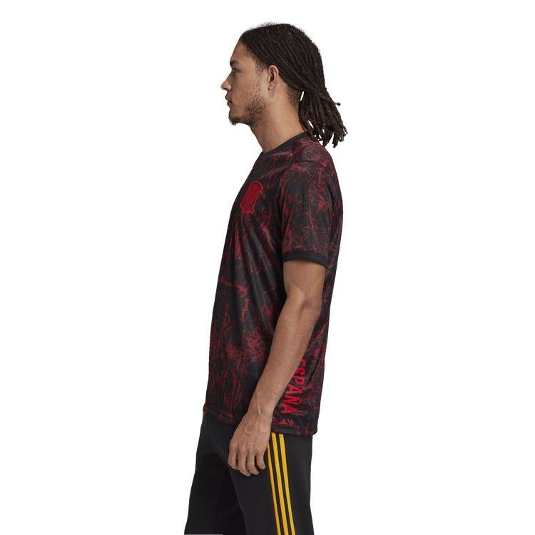 adidas（アディダス） スペイン代表 プレマッチジャージー IRU60