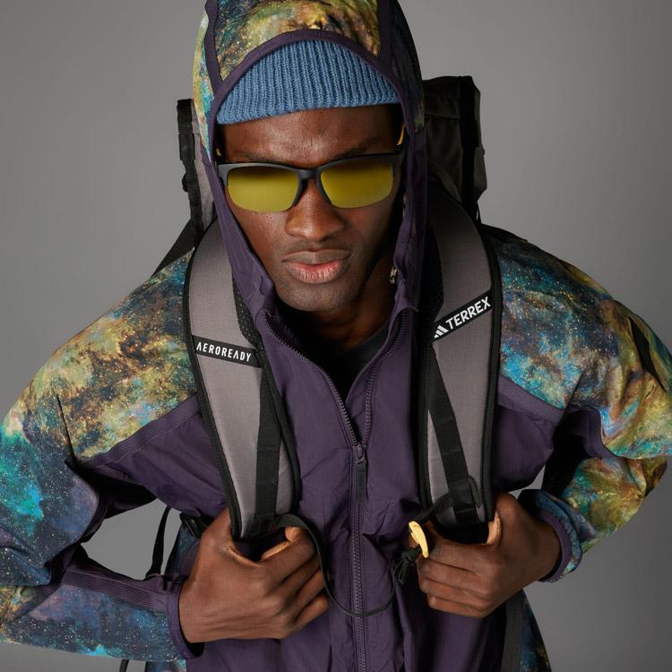 adidas（アディダス） ナショナル ジオグラフィック WIND.RDY