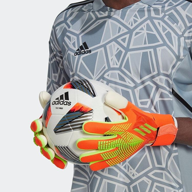 adidas プレデター GKグローブ COM TG266-HC0619 5号 adidas（アディダス） プレデター GKグローブ COM TG266-HC0619 メンズ