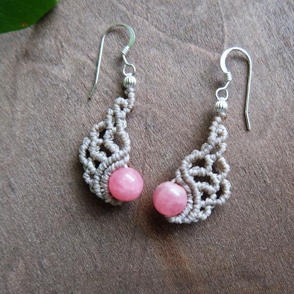 tama◆天使の羽カービング✧バイカラーフローライト アシンメトリーピアス tama様専用◇天使の羽カービング✧バイカラーフローライト