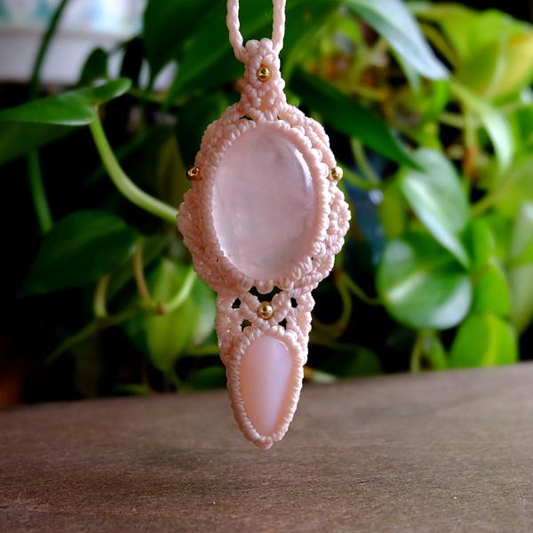 ピンクオパール（コモンオパール）10月誕生石・ローズクォーツ