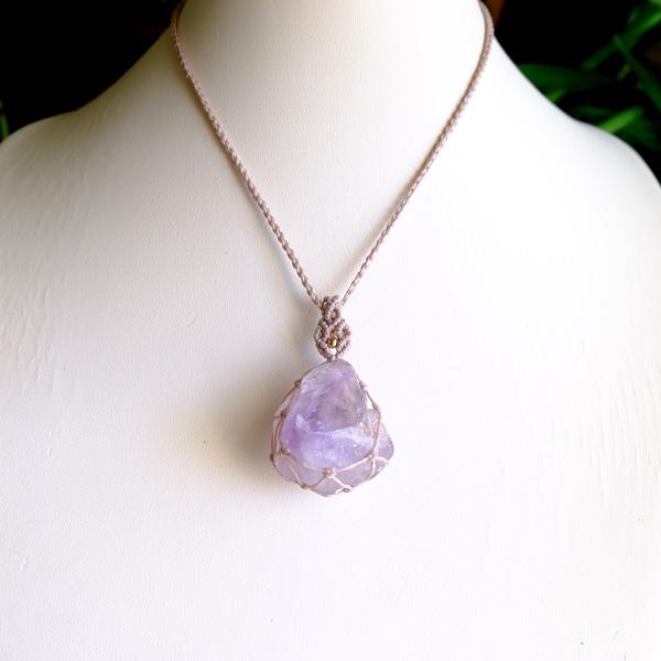 アメジスト カテドラル原石（マダガスカル産）マクラメ編みペンダントネックレス　2月誕生石　プレゼント母の日ギフト 3050　メール便送料無料 |  | 05