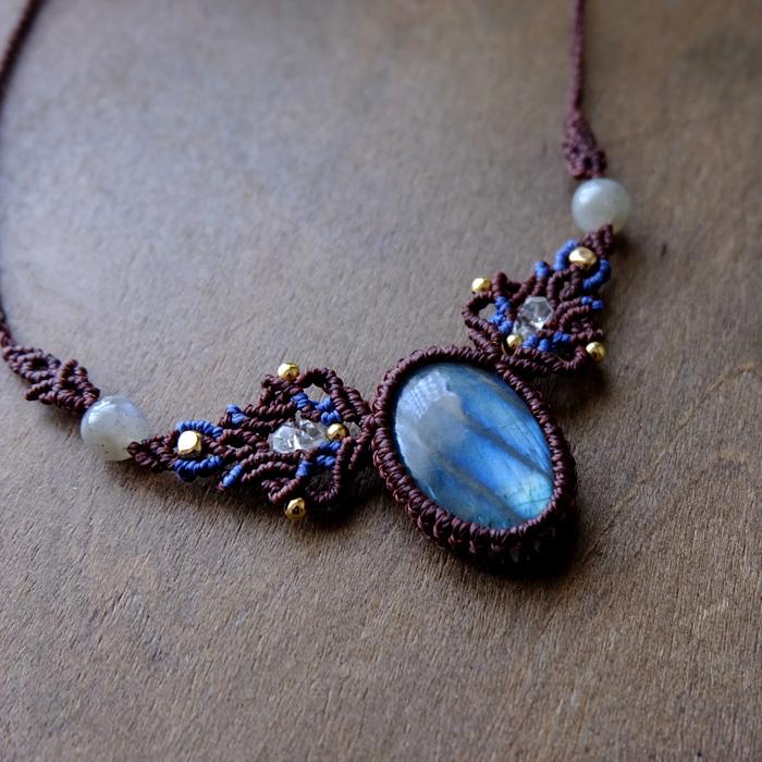 ラブラドライト（マダガスカル産）マクラメ編みチョーカー ネックレス