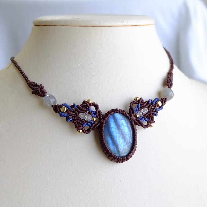 ラブラドライト（マダガスカル産）マクラメ編みチョーカー ネックレス
