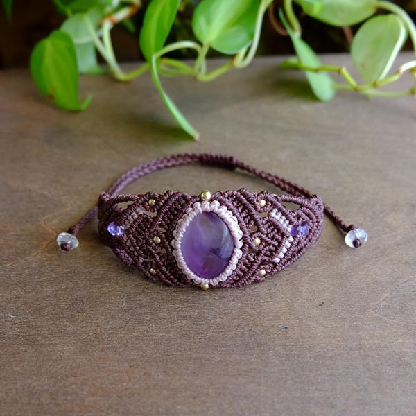 アメジスト（アフリカ産） マクラメ編みブレスレット (バングル風マクラメブレスレット・男女兼用可アクセサリー）プレゼントギフト 3551　メール便送料無料 |  | 01