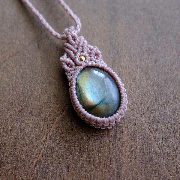 ラブラドライト（マダガスカル産） 良質天然石マクラメ編み ミニペンダントネックレス（男女兼用可アクセサリー・プレゼントギフト）3575  メール便送料無料 |  | 01