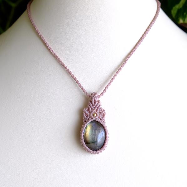 ラブラドライト（マダガスカル産） 良質天然石マクラメ編み ミニペンダントネックレス（男女兼用可アクセサリー・プレゼントギフト）3575  メール便送料無料 |  | 03