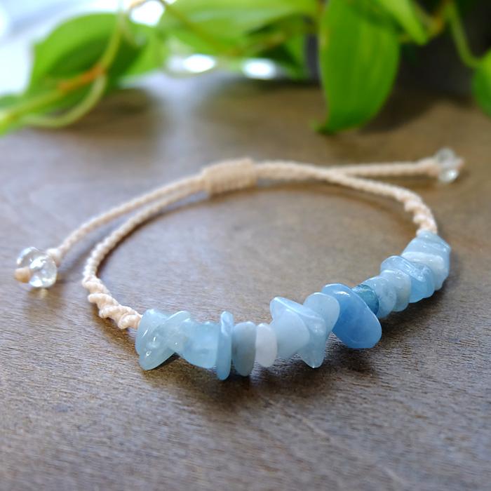アクアマリン （パキスタン産）3月誕生石 さざれ天然石マクラメ編みブレスレット 誕生日プレゼントギフト　3594 メール便送料無料 |  | 02