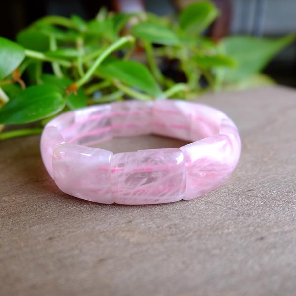 マダガスカル産ディープローズクォーツのブレスレット マダガスカル産ディープローズクォーツのブレスレット ディープローズ