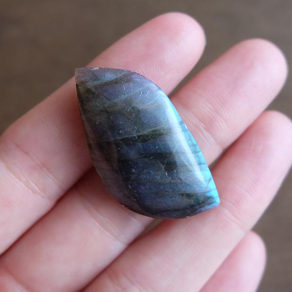 天然石ルース・カボション　ラブラドライト 約35×18×8mm　アクセサリーハンドメイド天然素材・ビーズ（c0109）※メール便送料無料 |  | 03