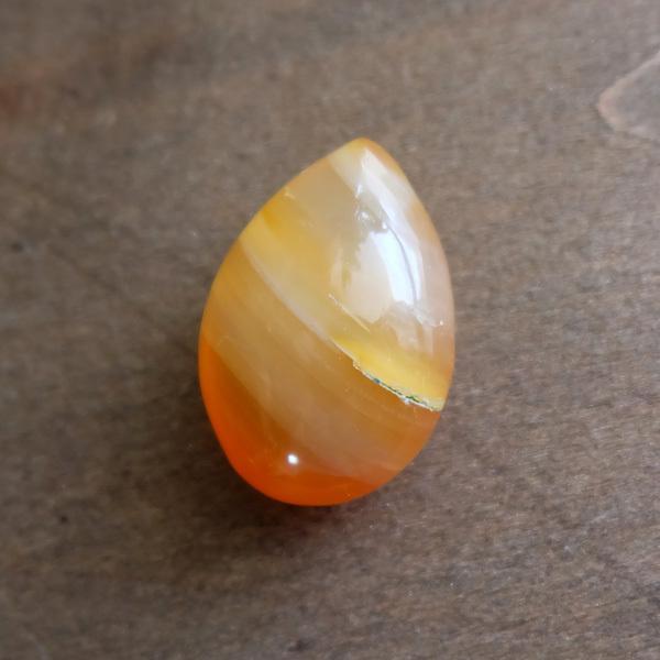 長崎県産 国産天然石めのう（アゲート） 約28×18×13mm 天然石