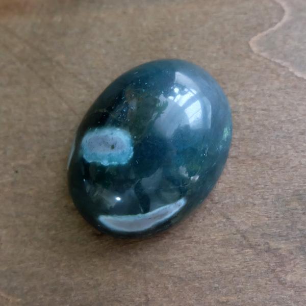 国産青めのう ジャスパー（碧玉）長崎産天然石 約37×29×15mm