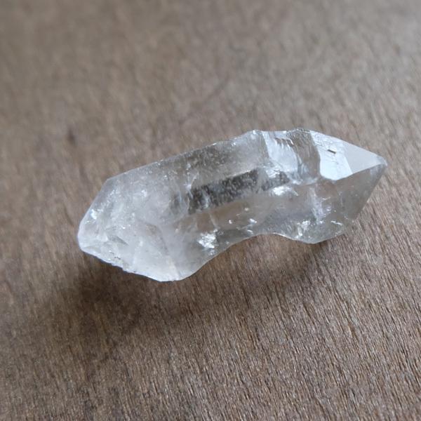 両剣水晶 原石（ダブルポイント水晶 ）ブラジル産 約32×12×11mm