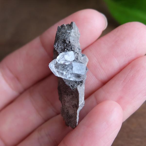 ハーキマーダイヤモンド 母岩付き水晶原石(アメリカ ハーキマーダイヤモンド 母岩付き水晶原石(アメリカ