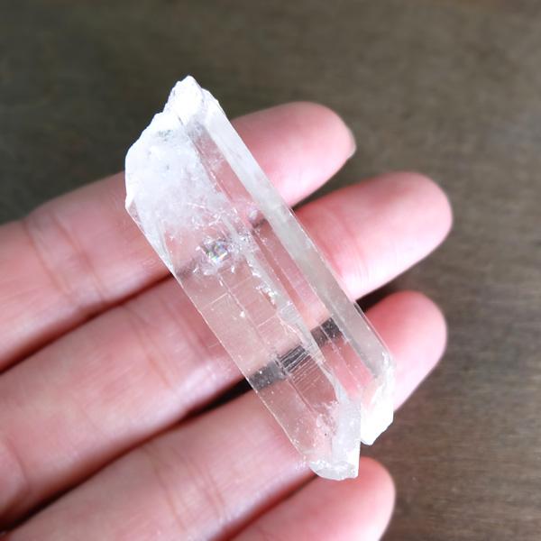 レムリアンシード 水晶原石 ポイント （ブラジル産）約51x17x11mm