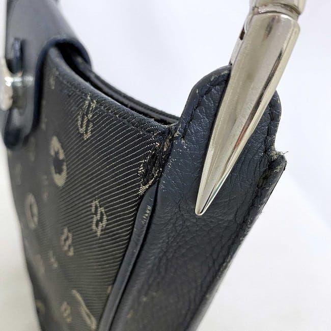 Hunting World ハンティング ワールド ショルダーバッグ