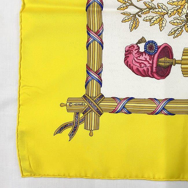 HERMES エルメス スカーフ カレ 90 イエロー ホワイト 1789年 HERMES エルメス スカーフ カレ 90 イエロー ホワイト 1789年
