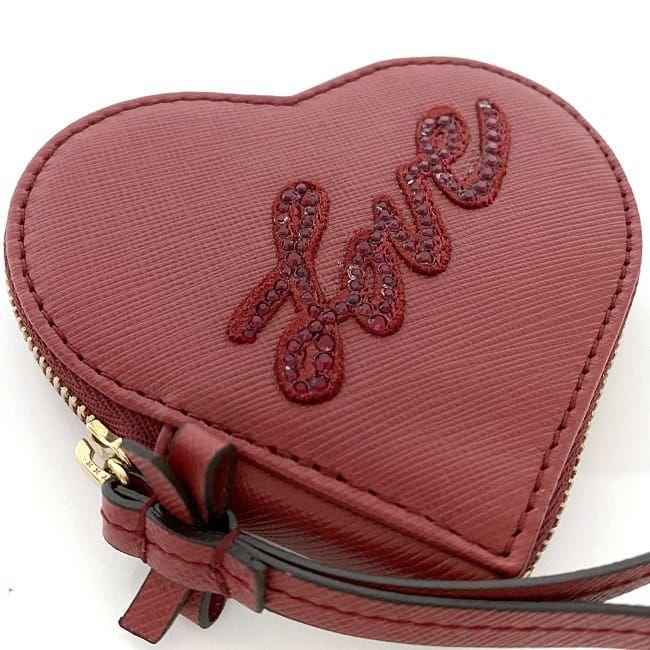 【新品未使用】サルヴァトーレフェラガモ ハート コインケース 箱付き 新品未使用】サルヴァトーレフェラガモ ハート コインケース 箱