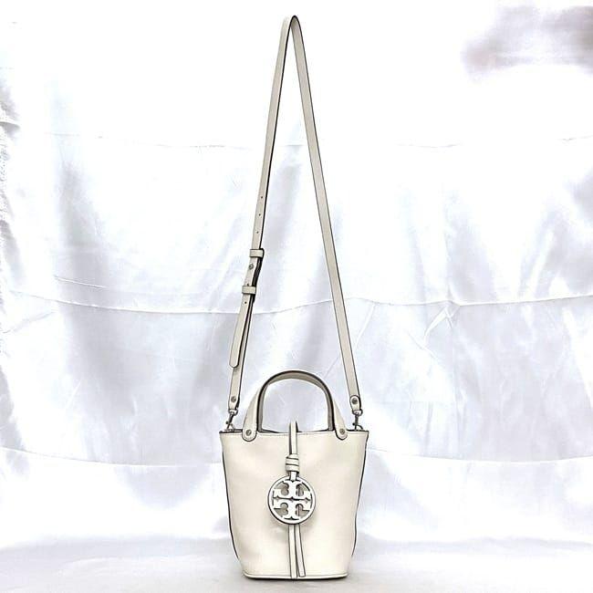 トリーバーチ ２way バッグ バケットバッグ ec-21658 ホワイト ミラー 55222 107 美品 レザー 中古 TORY BURCH ロゴ クロスボディ ハンドバッグ シンプル 定番 人気 レディース 白 革 小さい コンパクト ミニ バッグ お洒落 高級感 上品 ブランド 本物 鑑定済み TORY BURCH（トリーバーチ） 2way バッグ バケットバッグ ec-21658