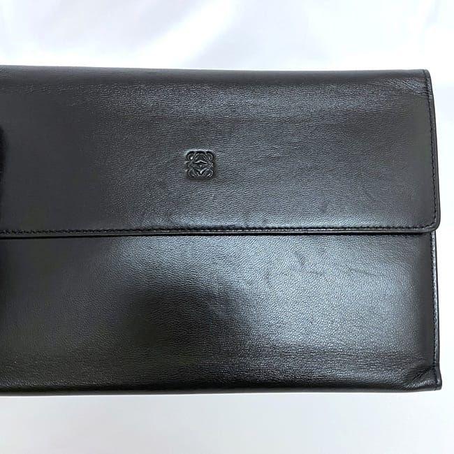 ロエベ 三つ折り 財布 ec-21948 ブラック アナグラム 美品 ナッパ レザー 中古 LOEWE ワンポイント ホック ウォレット ヴィンテージ レア 定番 人気 女性 レディース 黒 シンプル お洒落 小物 革 ブランド財布 エレガント 高級感 上品 ブランド 本物 鑑定済み LOEWE（ロエベ） 三つ折り 財布 ec-21948 ブラック アナグラム 美品
