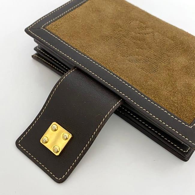 【LOEWE】アナグラム　二つ折り　札入れ　財布　ブラウン アナグラム トライフォールド ウォレット（ペブルグレインカーフ