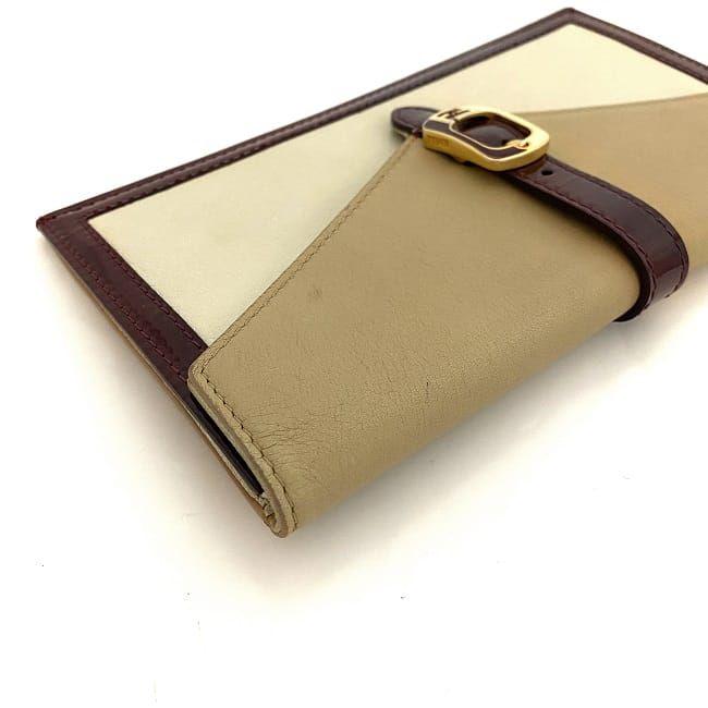 フェンディ 二つ折り 長財布 ホワイト ベージュ ワインレッド-