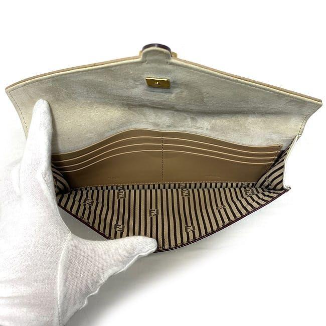 フェンディ 二つ折り 長財布 ホワイト ベージュ ワインレッド