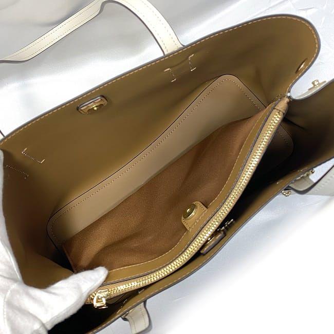 コーチ トートバッグ ホワイト 48733 美品 レザー 中古 COACH ゴールド