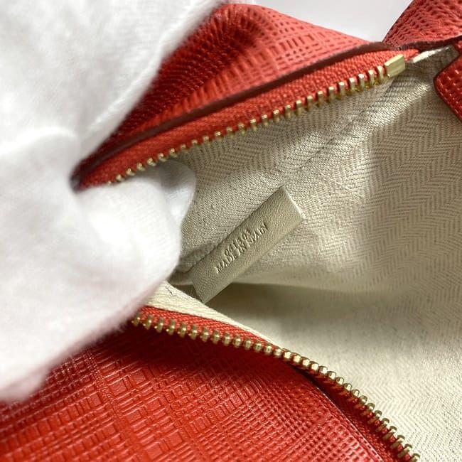 極美品▼LOEWE ロエベ リピート アナグラム レザークラッチバッグ レッド LOEWE ロエベ クラッチバッグ レッド リピート 美品