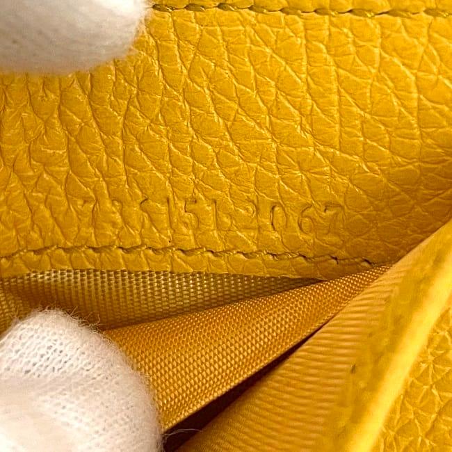 GUCCI（グッチ） 三つ折り 財布 f-23293 ブラック 736151 2067 未使用