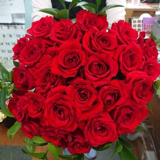 超激安 真っ赤なバラ３０本のプロポーズブーケ 魅了 Nickel Chrome40 Com