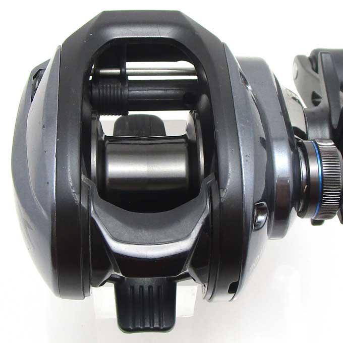 中古】【送料無料】シマノ 23 SLX DC 70HG 右ハンドル ベイト 中古】【送料無料】シマノ 23 SLX DC 70HG 右ハンドル ベイト