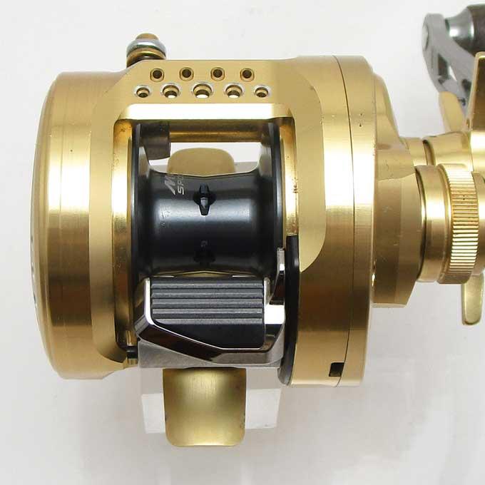 中古】【送料無料】シマノ カルカッタコンクエスト 200