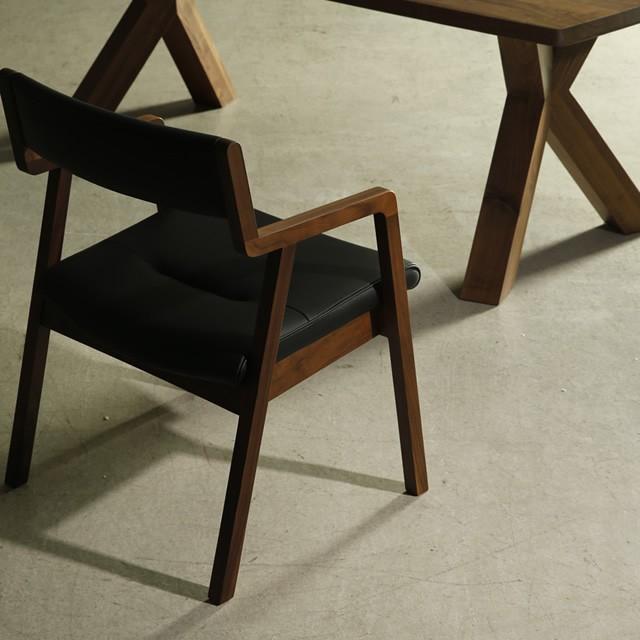 シギヤマ家具工業 ダイニングチェア 肘付き 木製 北欧 シギヤマ家具