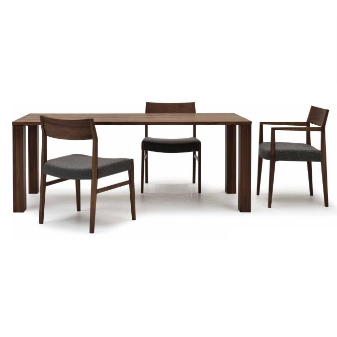 送料無料] エスティック スピガ スヴェルト (SVELTE) アームチェア