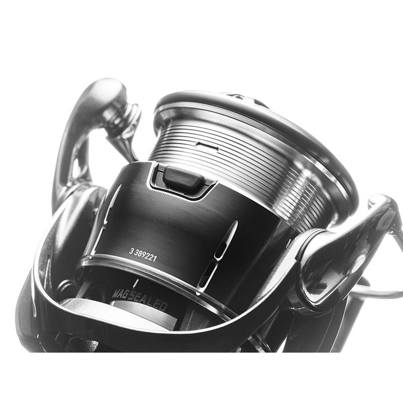 DAIWA（ダイワ） 24ルビアスPCLT 3000-XH : つり具山陽 Yahoo!店