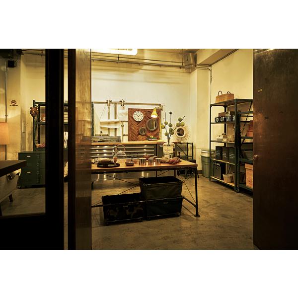 東谷　ミラー　MR-712　W34×D3×H34(39.5)　完成品 | 東谷 | 05