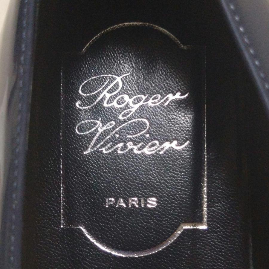 正規品 Roger Vivier ロジェヴィヴィエ  パンプス パテントレザー ネイビー 約22cm ローヒールパンプス ローファー フラットシューズの画像